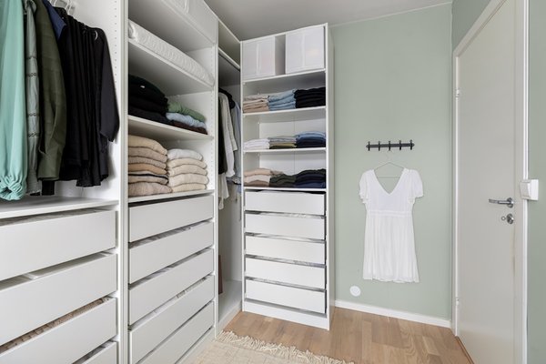 What are the best storage solutions for small UK homes?
